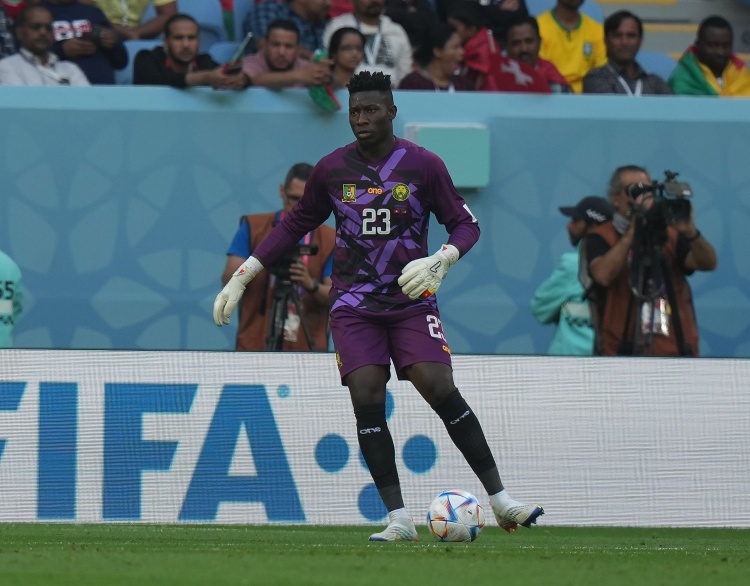 足球彩票-太阳报披露:奥纳纳赛后与球迷发生肢体接触,系因安全受到威胁